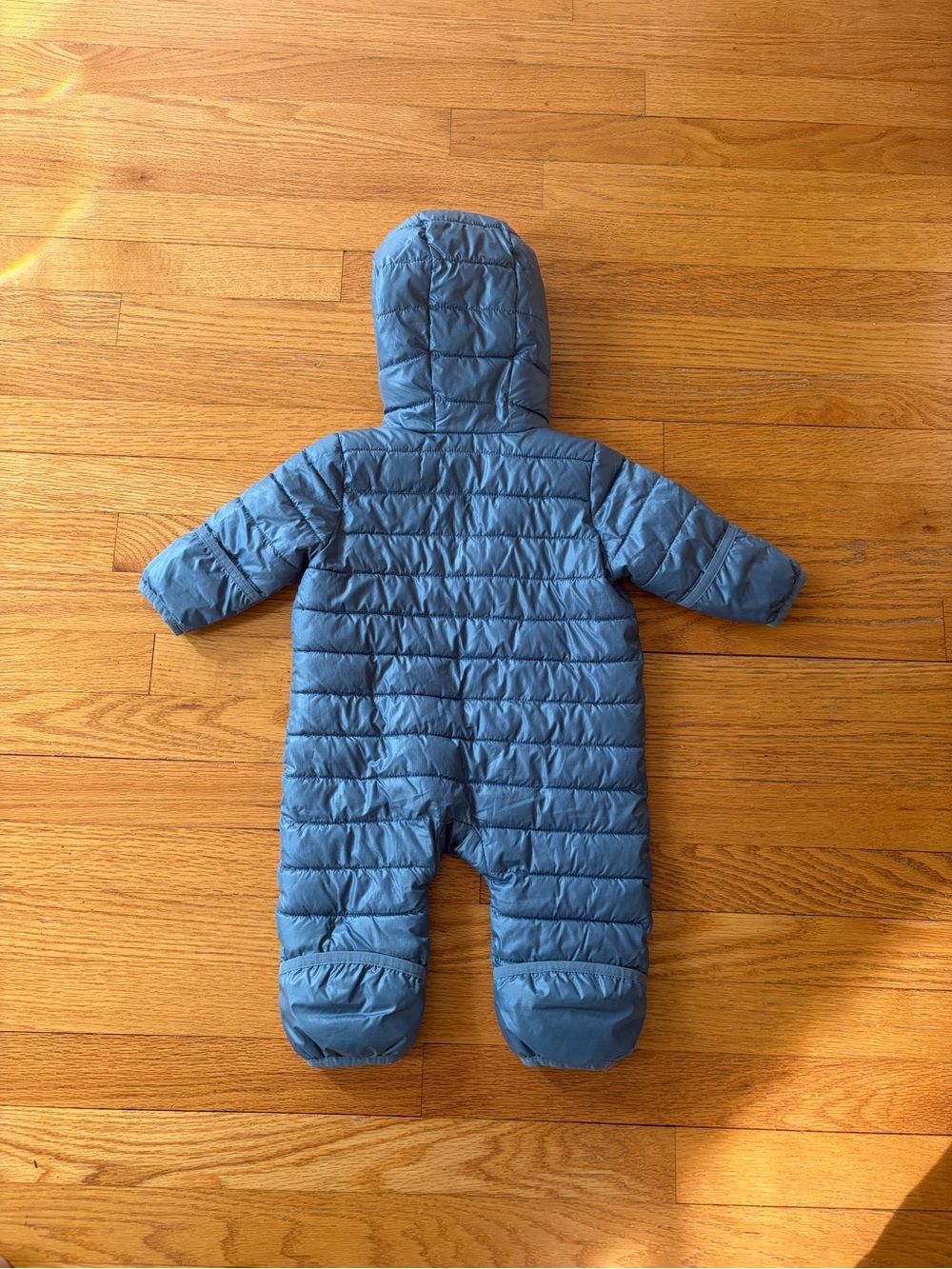 Puffer Suit - Picture 2 of 3